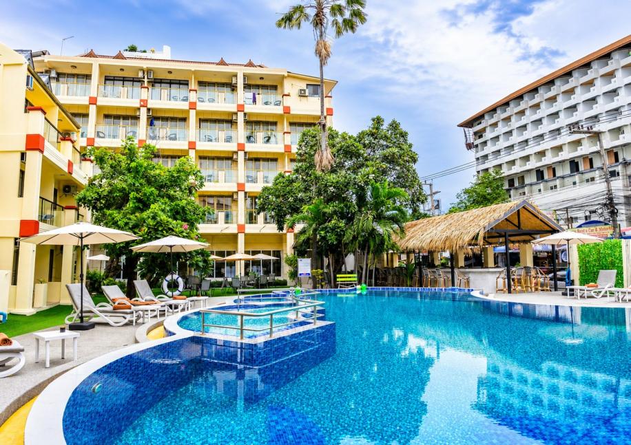 เมอร์เมด บีช รีสอร์ต - 100 ม. ถึงชายหาด สระน้ำเกลือ และเบียร์การ์เด้น